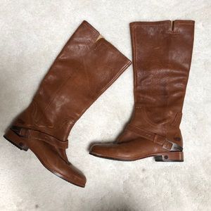 Authentic UGG ‘CHANNING’ leather boots